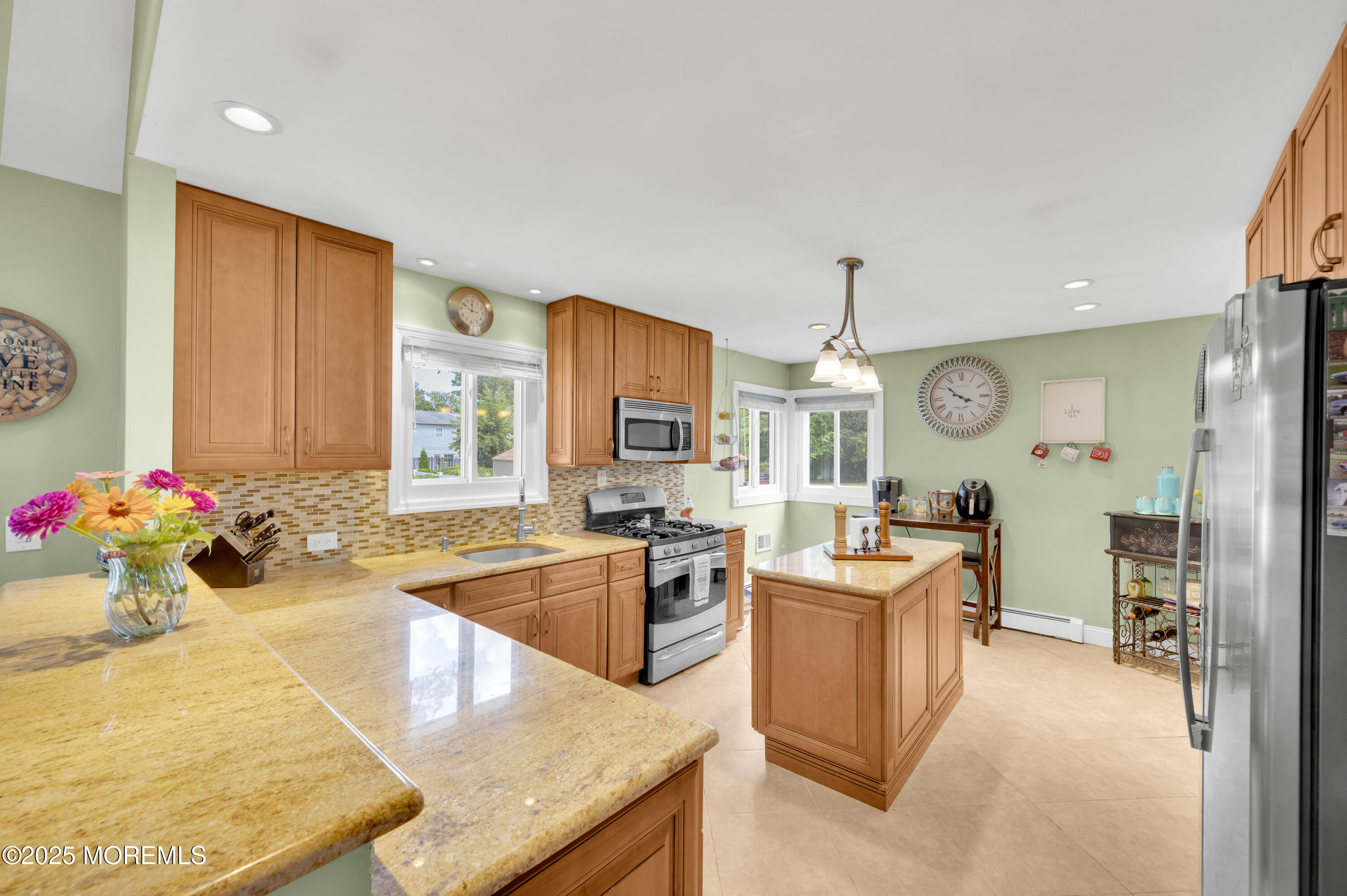 348 Hilltop Road Toms River, NJ 08753 - Photo 19 of 48 a very nice looking kitchen with a large window