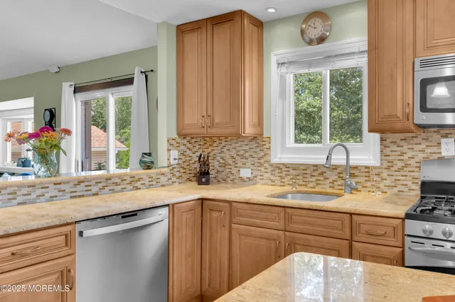 $699,000 | 348 Hilltop Road, Toms River, NJ 08753