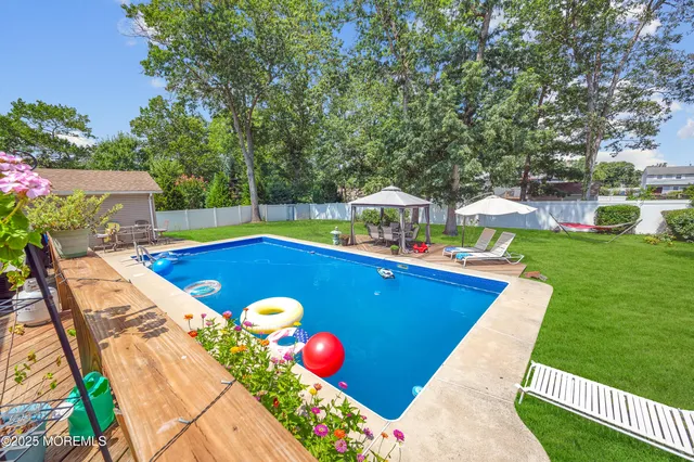 $699,000 | 348 Hilltop Road, Toms River, NJ 08753