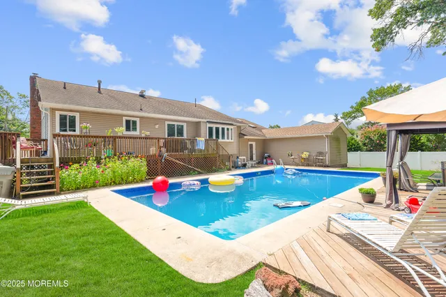 $699,000 | 348 Hilltop Road, Toms River, NJ 08753