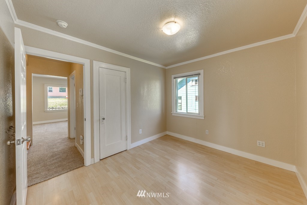 2308 Lowell Road Everett, WA 98203 - Photo 11 of 25