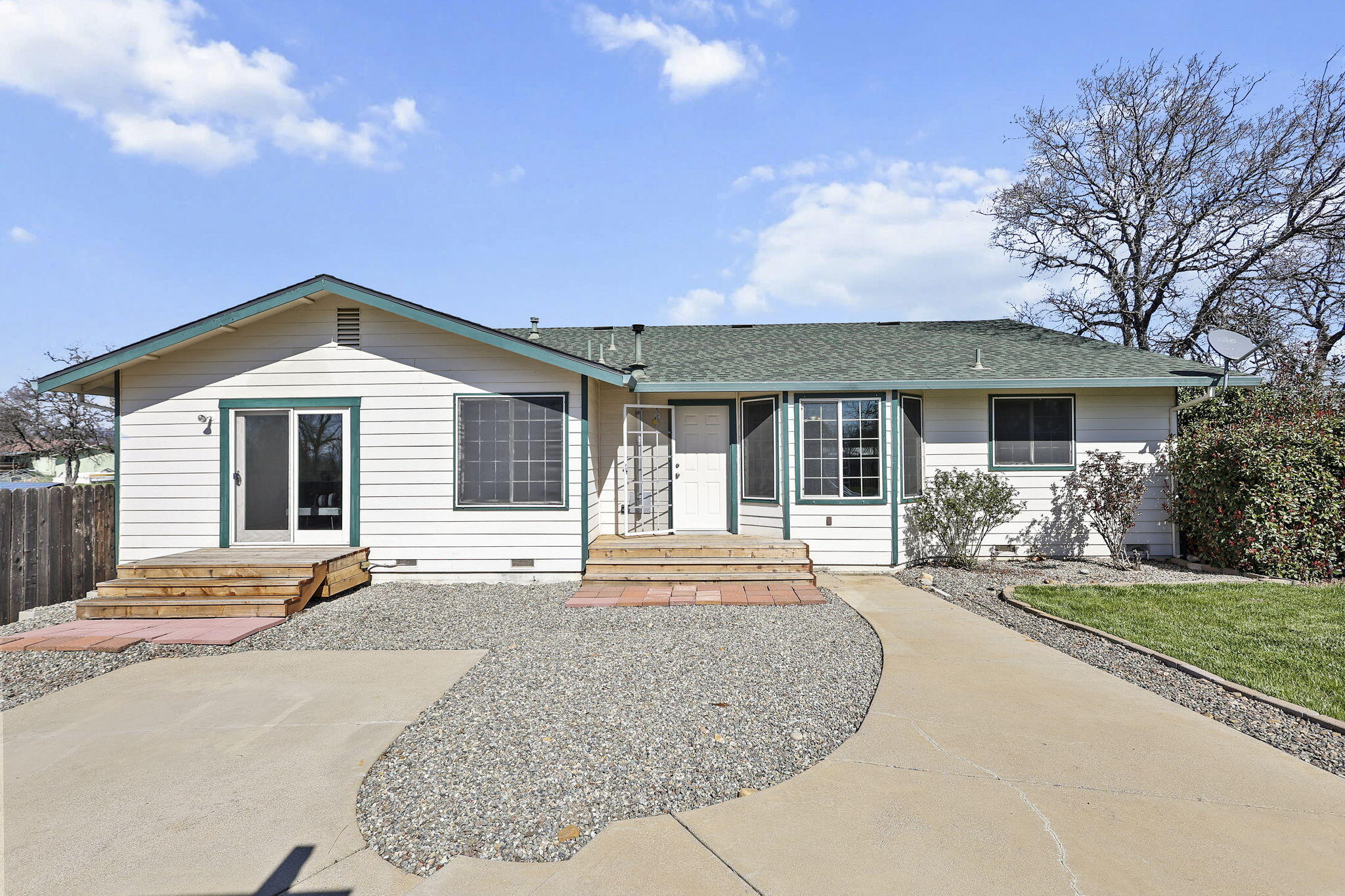 21715 Hidden Acres Road Redding, CA 96003 - Photo 34 of 51 38-web-or-mls-8Q0A7538