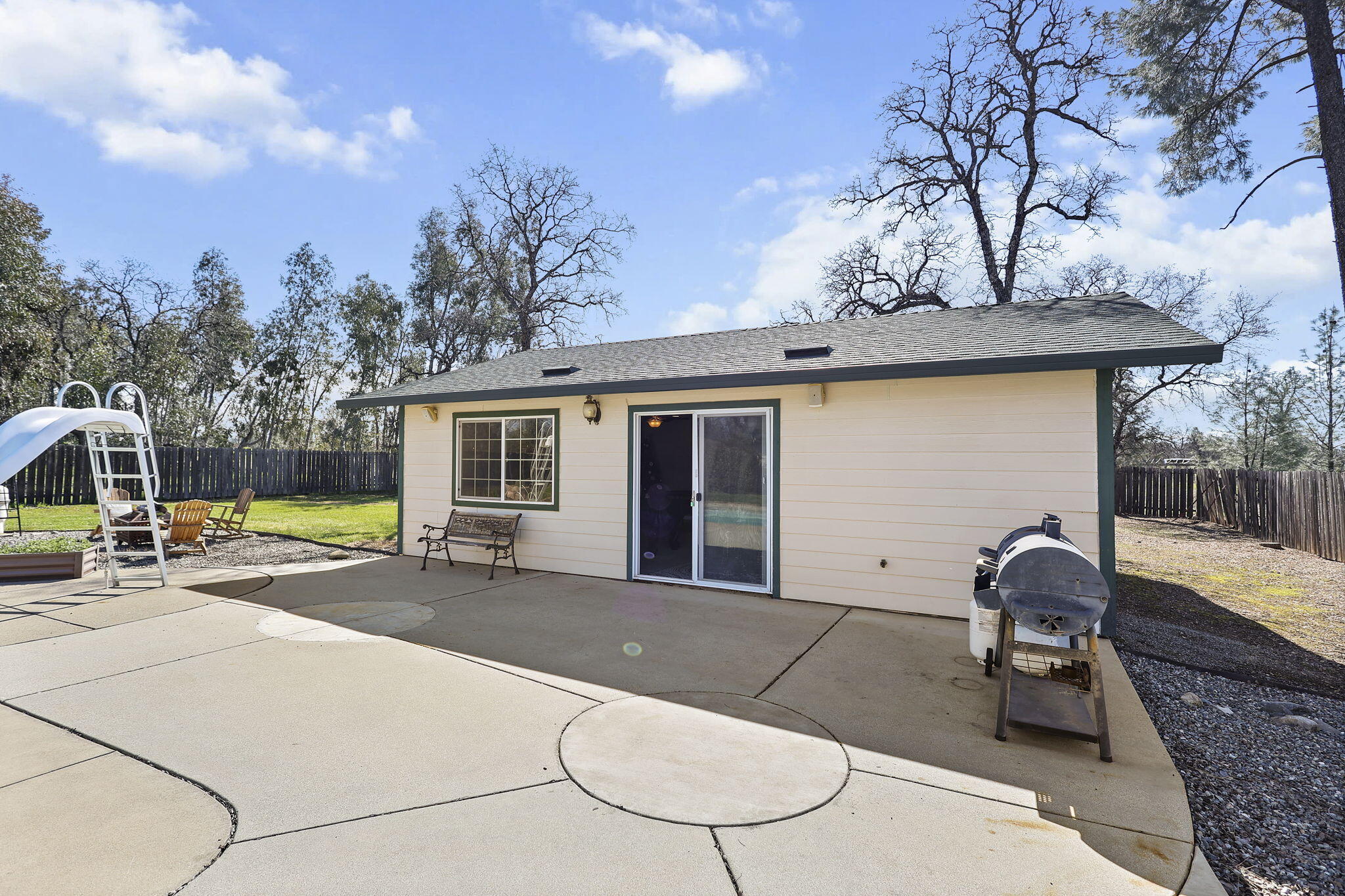 21715 Hidden Acres Road Redding, CA 96003 - Photo 35 of 51 39-web-or-mls-8Q0A7548