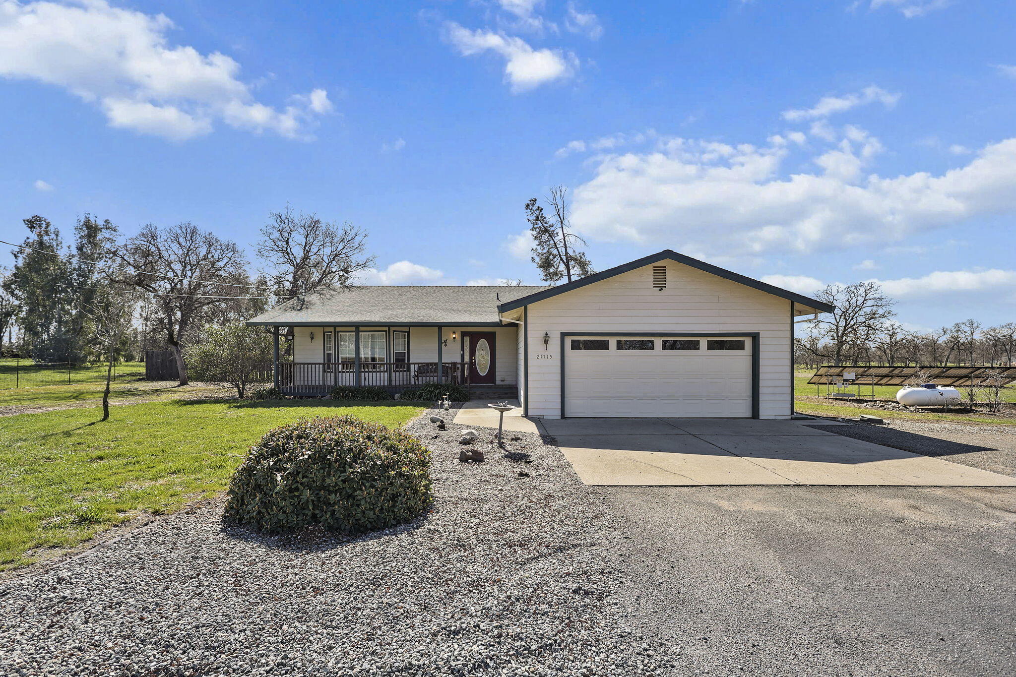 21715 Hidden Acres Road Redding, CA 96003 - Photo 43 of 51 50-web-or-mls-8Q0A7643