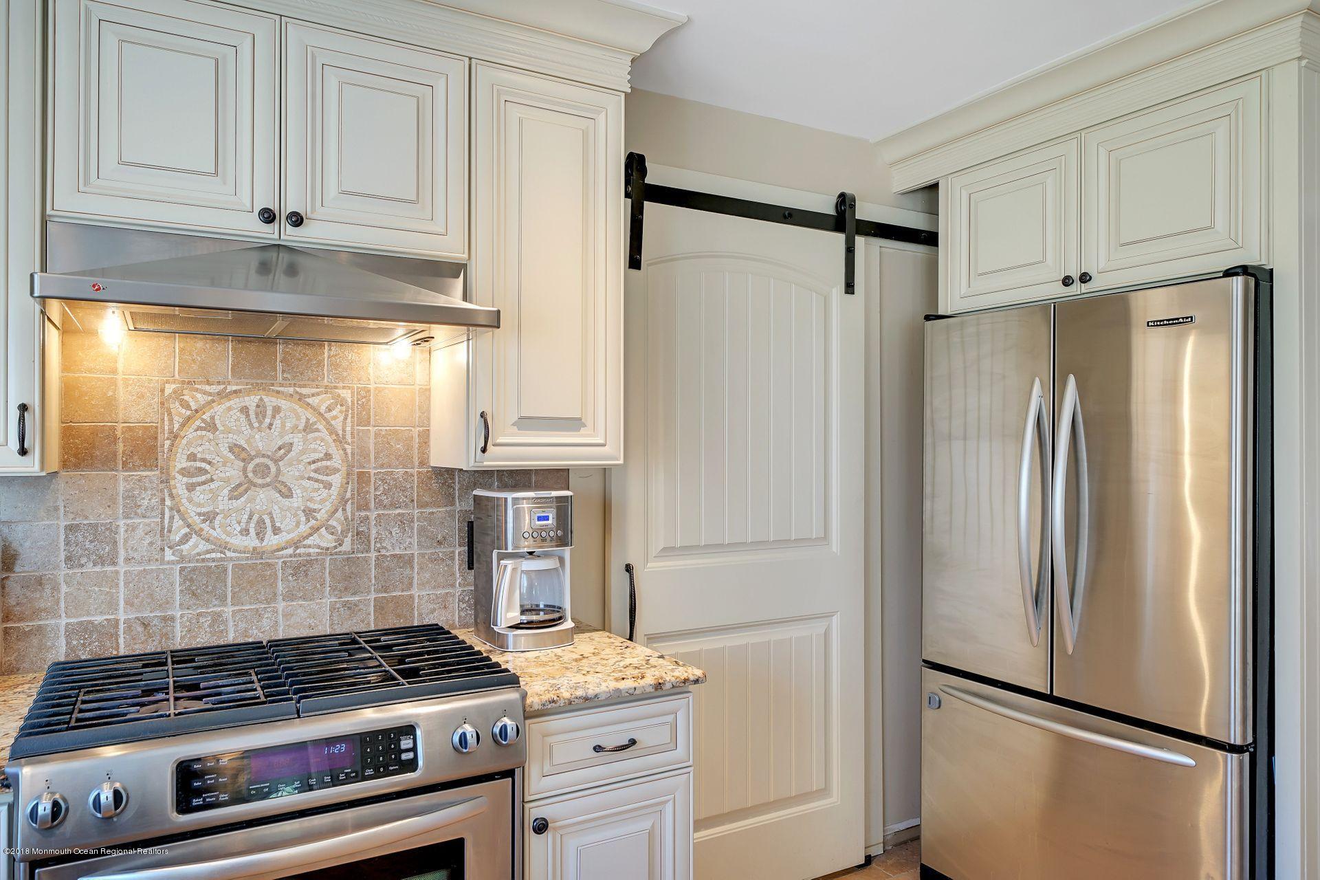 540 Marl Road Colts Neck, NJ 07722 - Photo 17 of 54 34