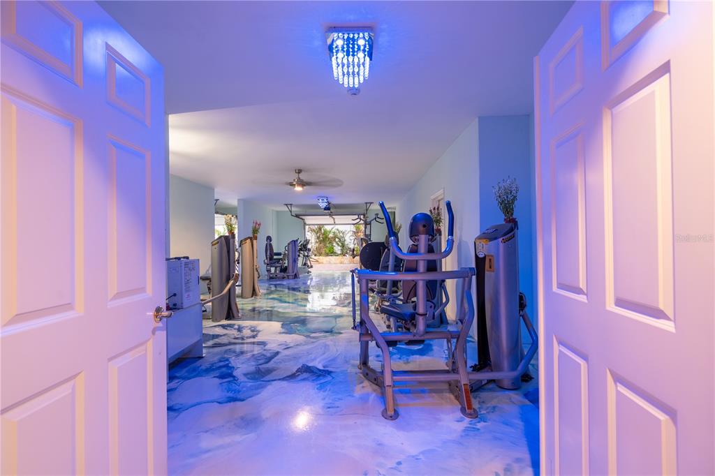 6060 Manasota Key Road Englewood, FL 34223 - Photo 41 of 54 a view of a room with chairs