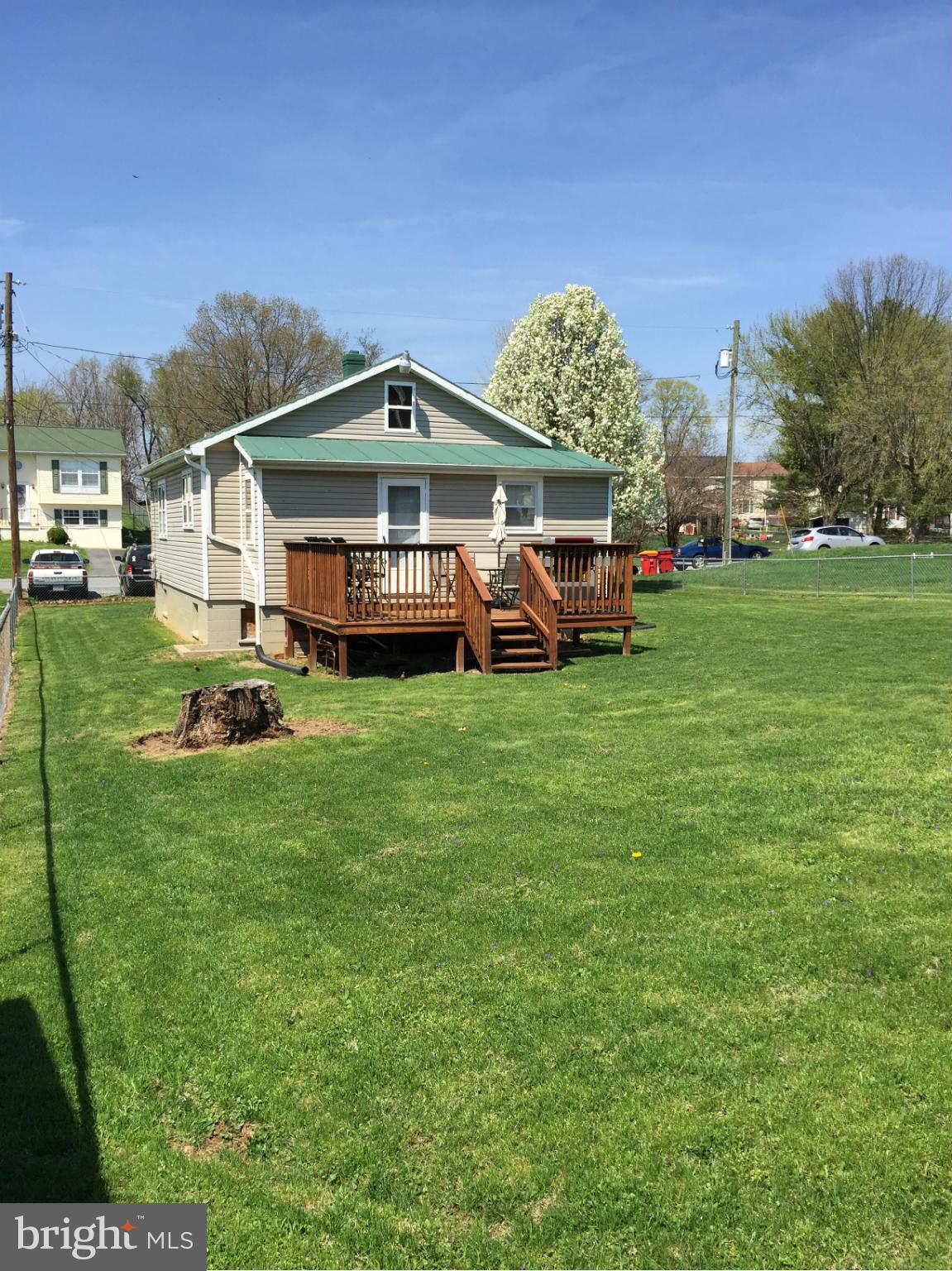 212 East Fourteenth Avenue Ranson, WV 25438 - Photo 4 of 19 Exterior (Rear)