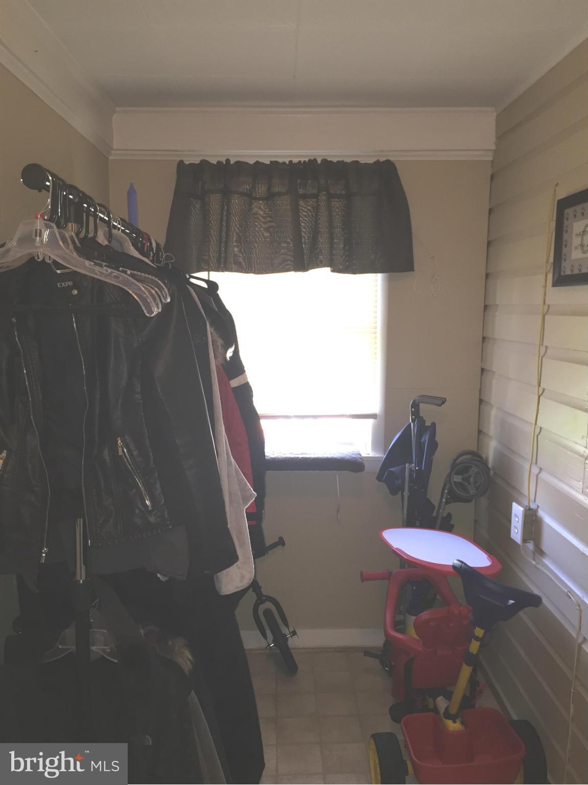 212 East Fourteenth Avenue Ranson, WV 25438 - Photo 10 of 19 Interior (General)