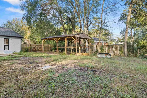 $299,999 | 2121 Shady Oaks Drive, Tallahassee, FL 32303