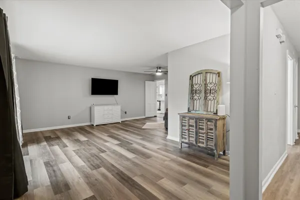 $299,999 | 2121 Shady Oaks Drive, Tallahassee, FL 32303