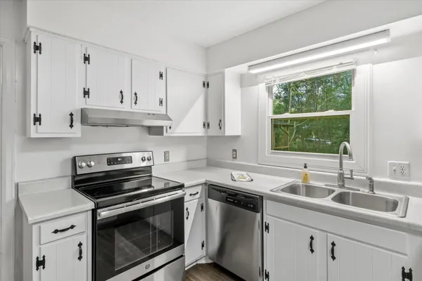 $299,999 | 2121 Shady Oaks Drive, Tallahassee, FL 32303