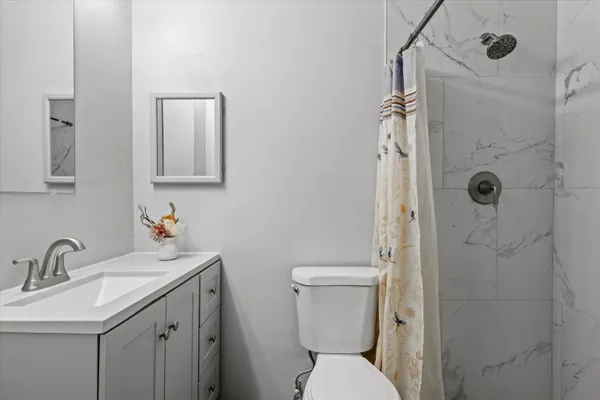 $299,999 | 2121 Shady Oaks Drive, Tallahassee, FL 32303