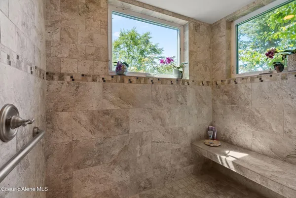 $2,640,000 | 6232 West Quaking Aspen Drive, Coeur D'Alene, ID 83814