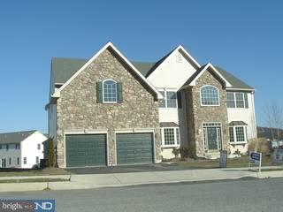 304 South Arthur Drive Sinking Spring, PA 19608 - Photo 1 of 1