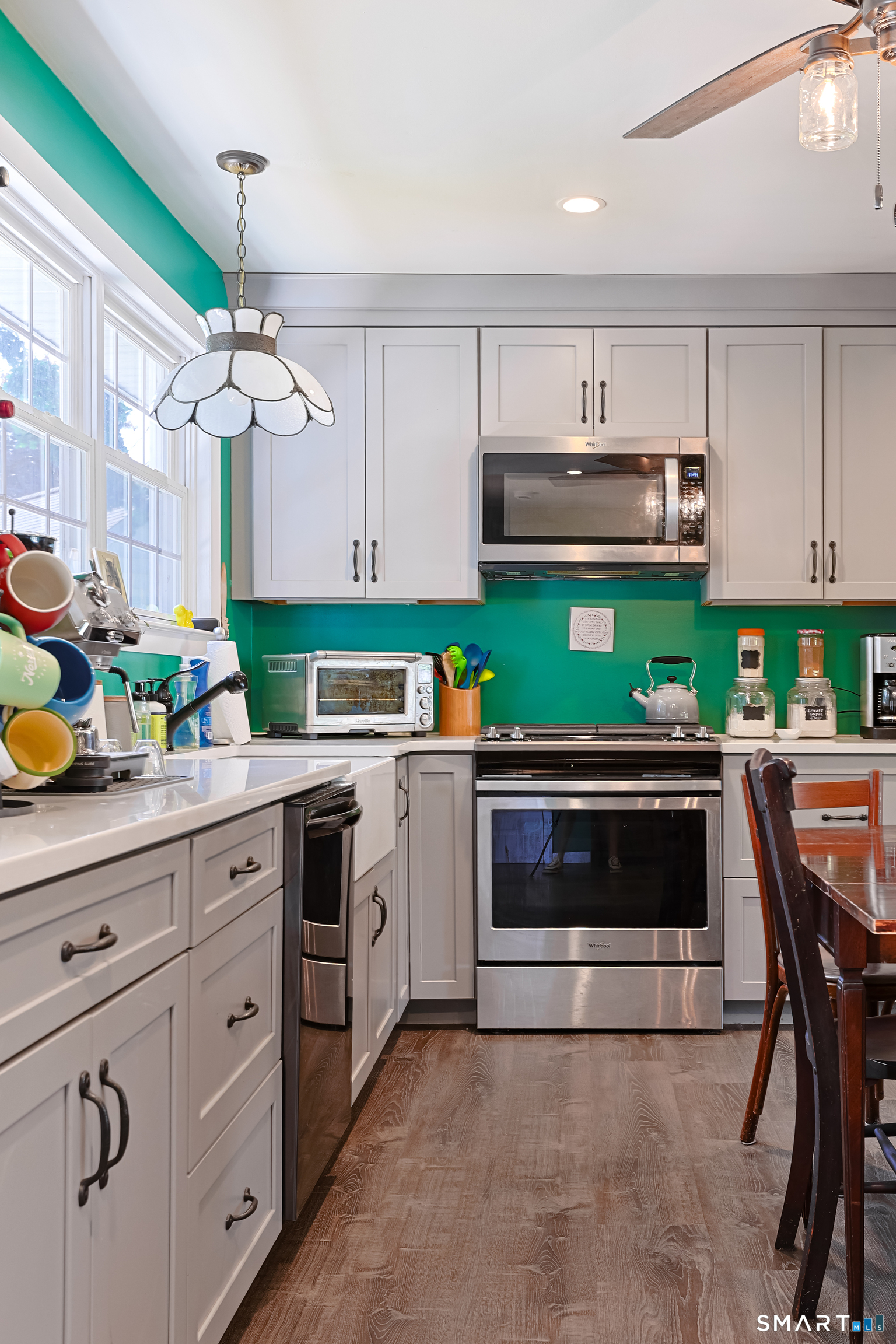 94 Mathews Street Stamford, CT 06902 - Photo 10 of 39