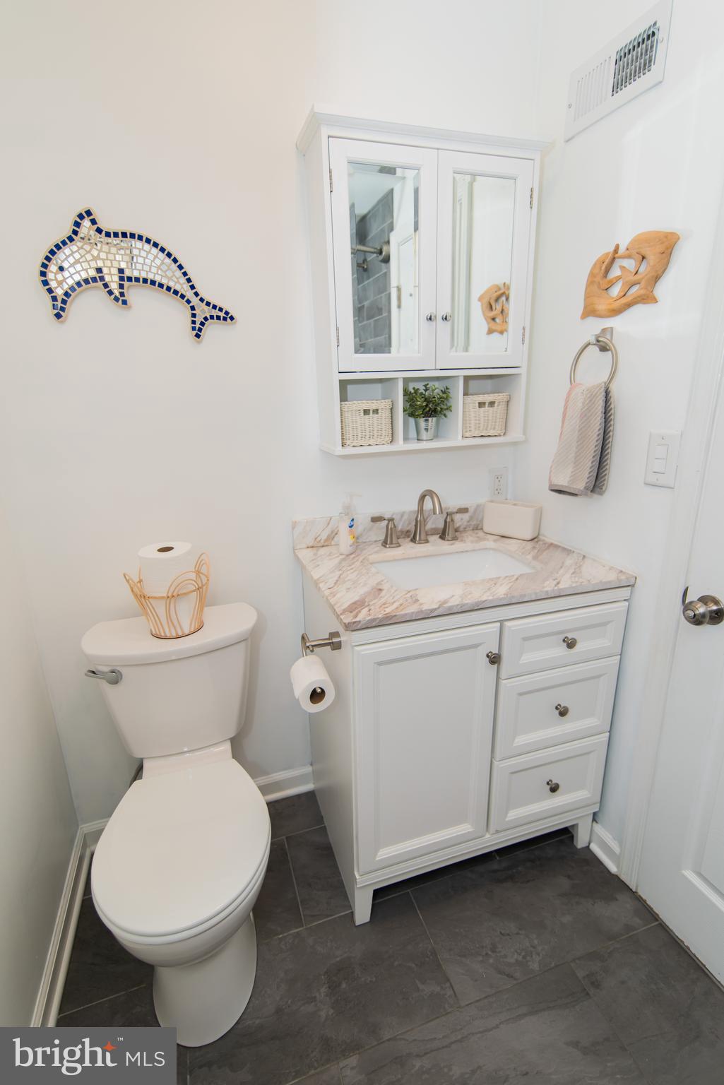 3549 Byrne Road Philadelphia, PA 19154 - Photo 38 of 50 Hall Bath with tub