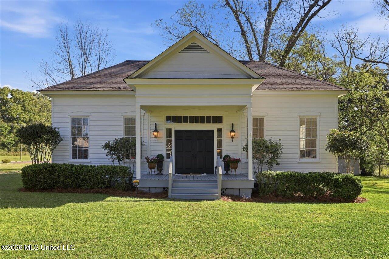 01-321 Raymond St _ Home Tours MS