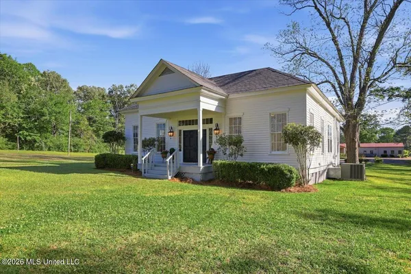 $209,900 | 321 Raymond Street, Terry, MS 39170