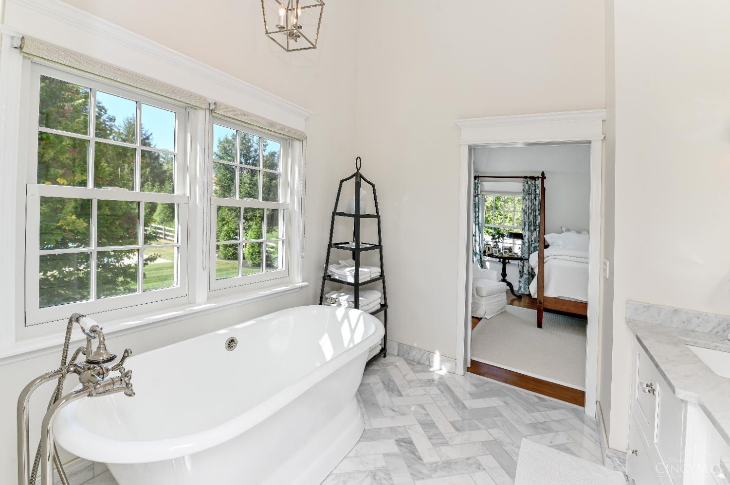 7835 Keller Road Cincinnati, OH 45243 - Photo 54 of 73