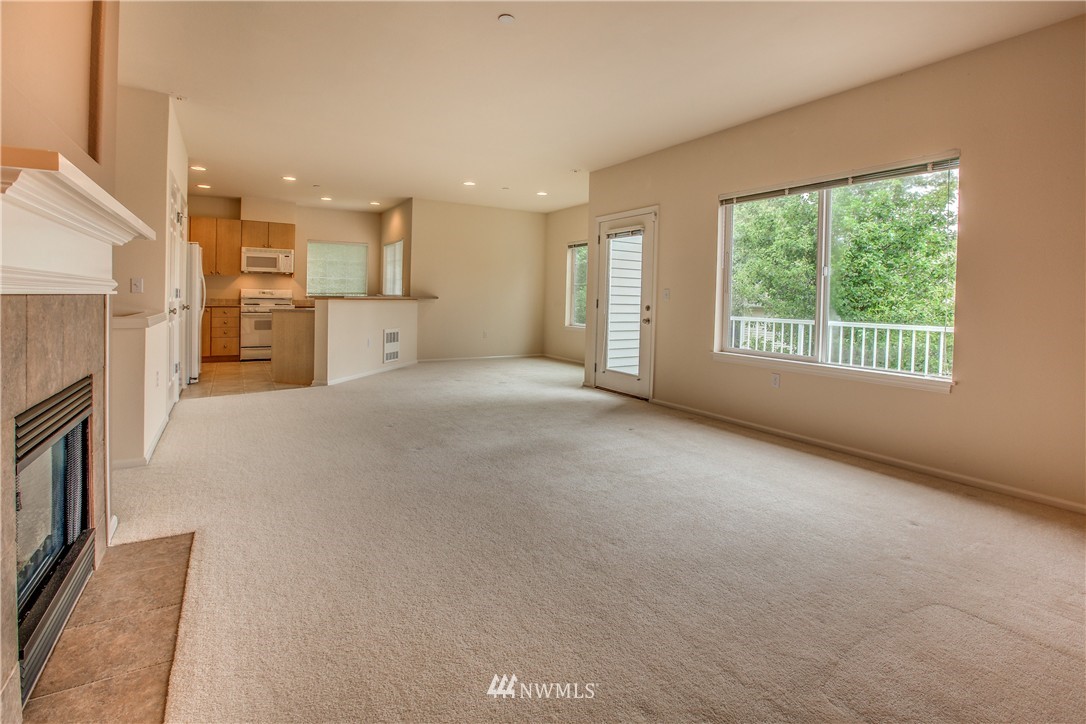 225 South 49th Street, Unit G Renton, WA 98055 - Photo 11 of 17 Gallery Image 11