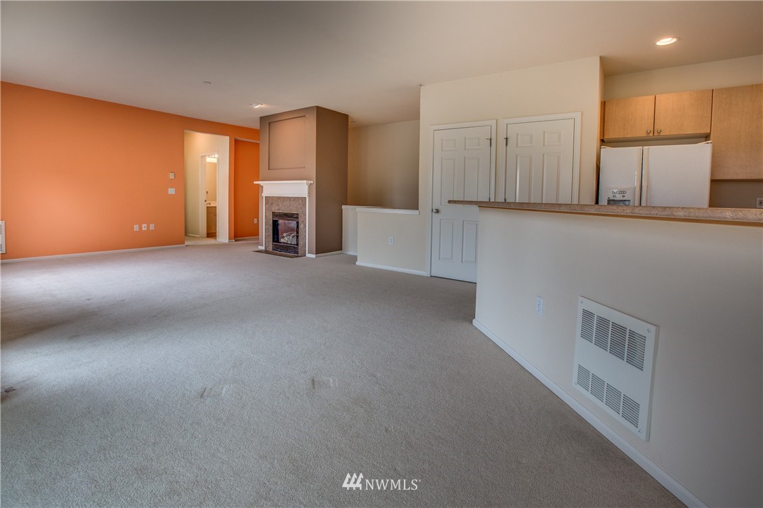 225 South 49th Street, Unit G Renton, WA 98055 - Photo 12 of 17 Gallery Image 12