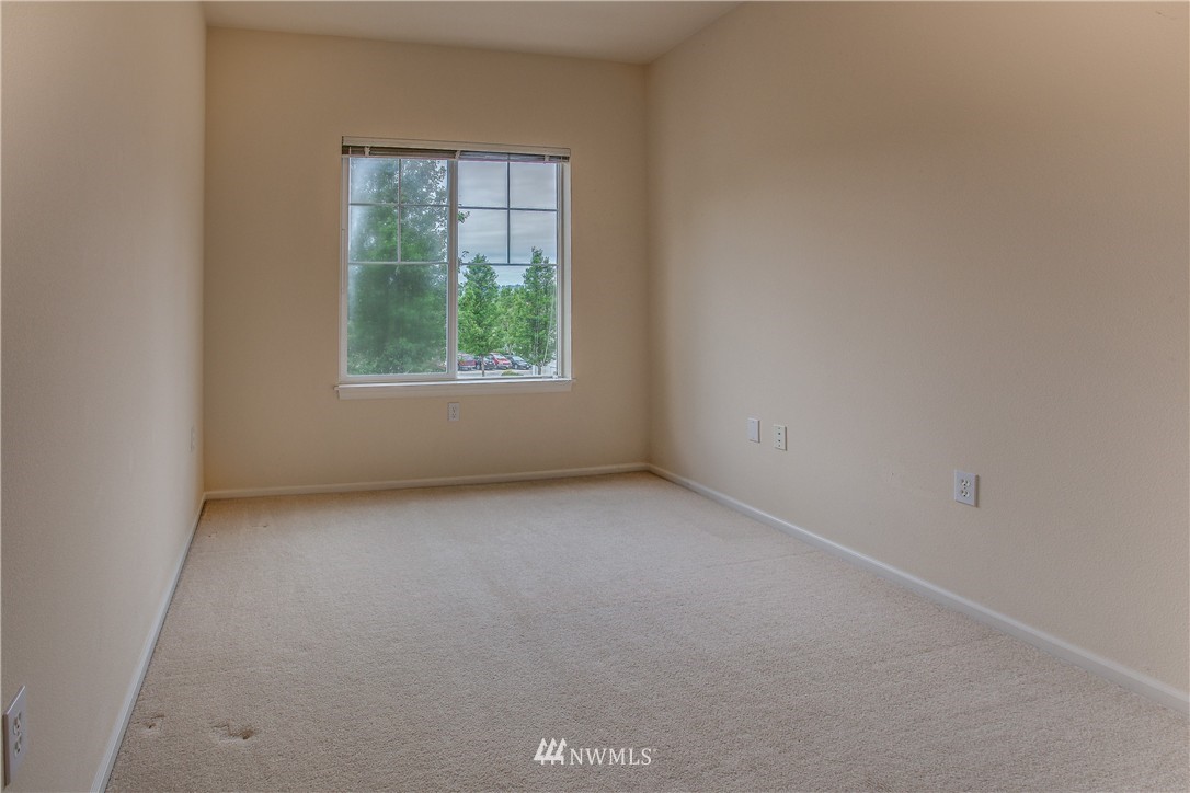 225 South 49th Street, Unit G Renton, WA 98055 - Photo 8 of 17 Gallery Image 8