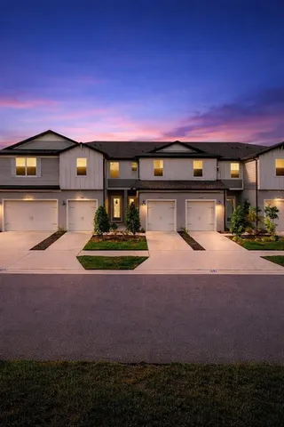 $299,990 | 5489 Elmview Crossing, Wesley Chapel, FL 33545