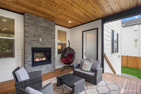 $2,185,000 | 23623 23rd Avenue Southeast, Bothell, WA 98021