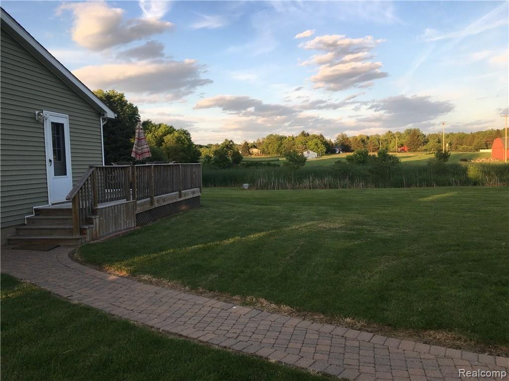 10185 Ridge Road Goodrich, MI 48438 - Photo 14 of 15 Pond and wildlife