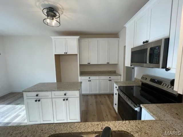 $519,900 | 3525 Weatherby Lane, Farmington, MO 63640