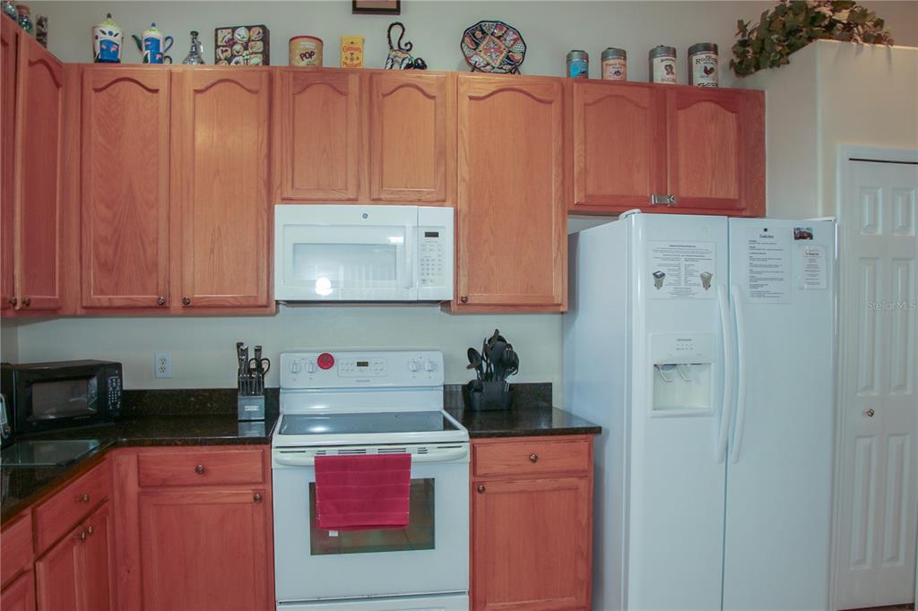 2643 Oneida Loop Kissimmee, FL 34747 - Photo 48 of 93 Gallery Image 48