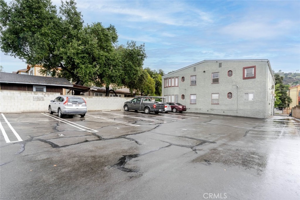 7137 Greeley Street, Unit 7 Tujunga, CA 91042 - Photo 16 of 17
