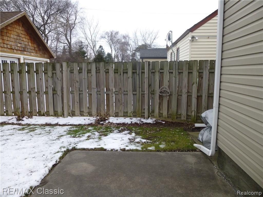1229 Princeton Road Berkley, MI 48072 - Photo 47 of 56