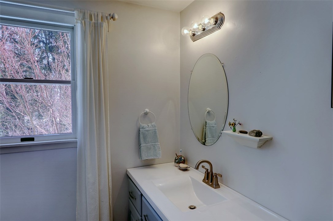 404 New Meadow Road Barrington, RI 02806 - Photo 17 of 23 Gallery Image 17