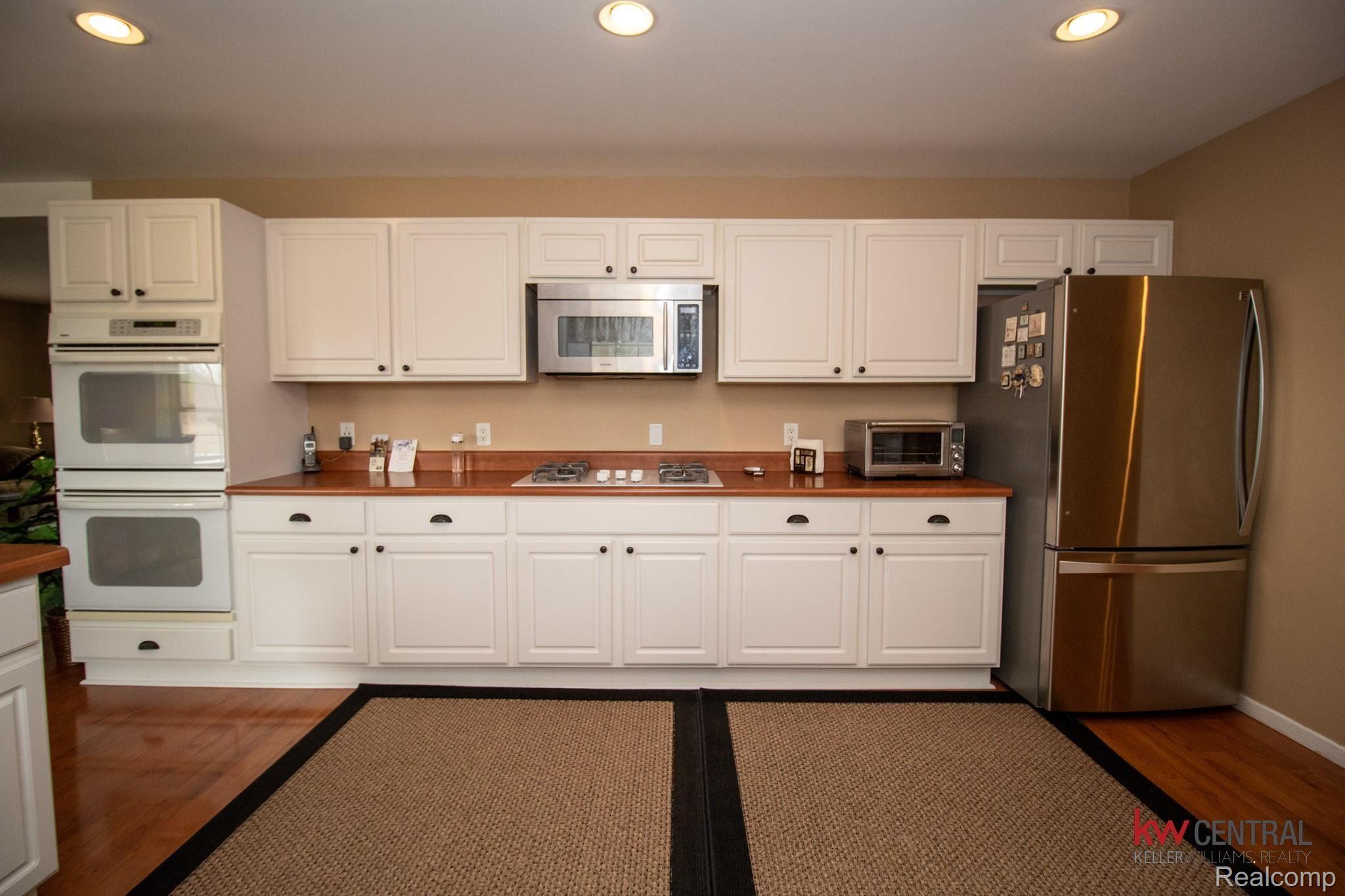 8827 Hough Road Almont, MI 48003 - Photo 11 of 37 Kitchen 5.jpg