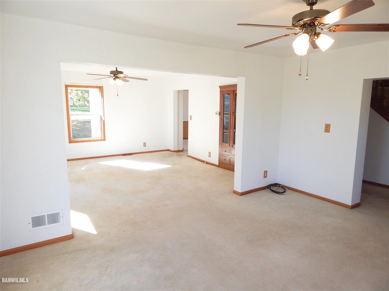 25440 Locust Road Lanark, IL 61046 - Photo 6 of 23 Gallery Image 6