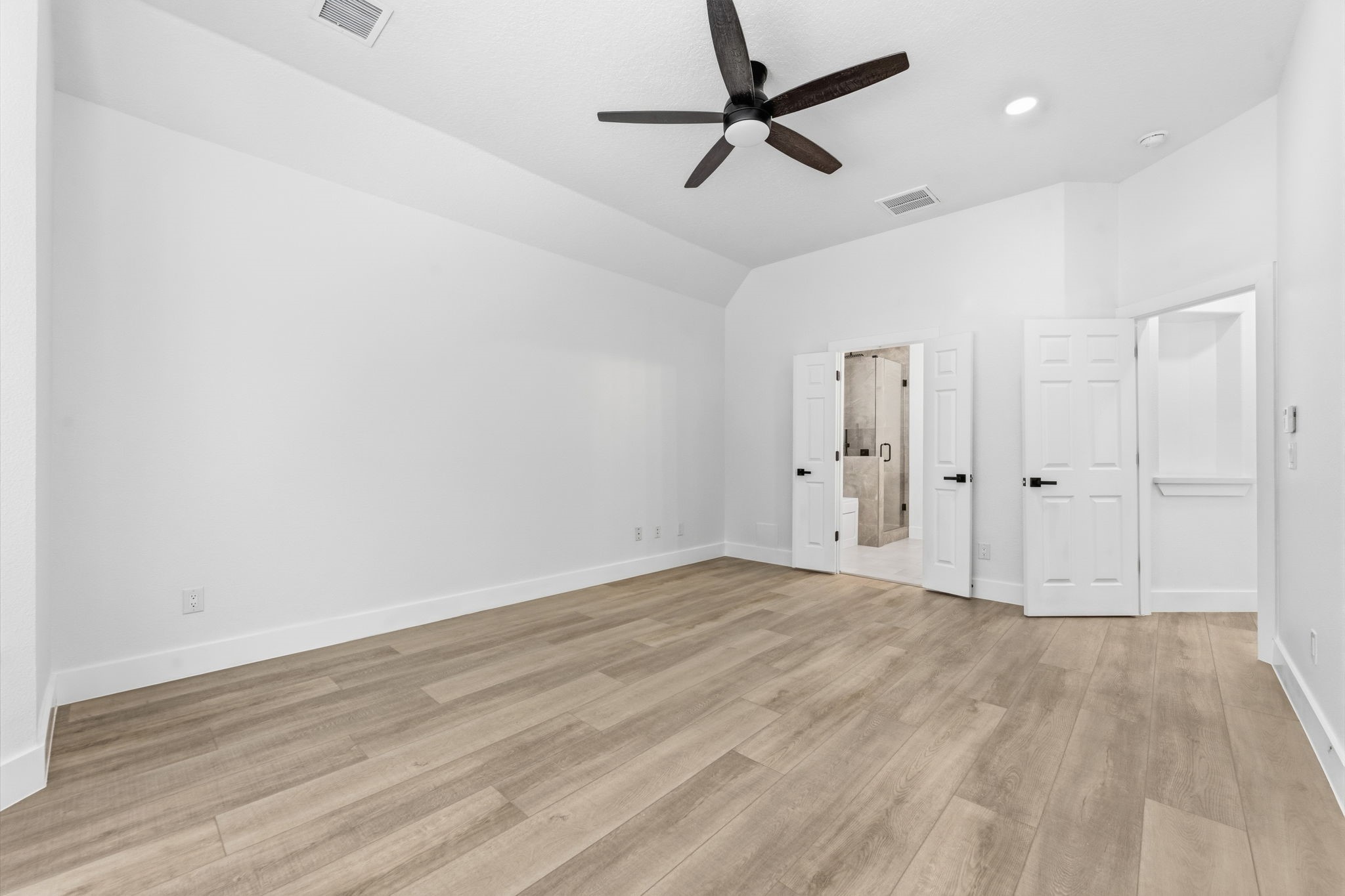 138 West Stockbridge Landing Circle Spring, TX 77382 - Photo 15 of 45