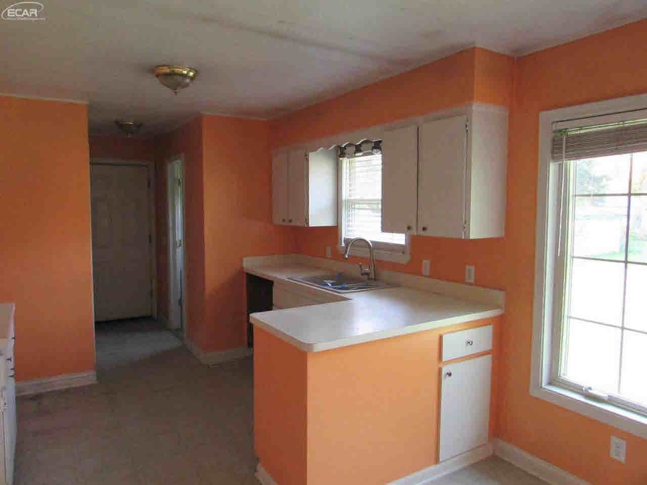 9026 Rhodes Road Goodrich, MI 48438 - Photo 6 of 19 21238529-5.JPG