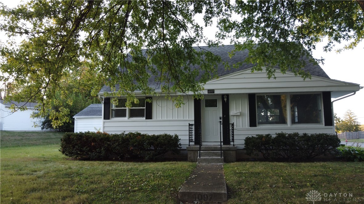 1097 Rydale Road Dayton, OH 45405 - Photo 3 of 30 Gallery Image 3