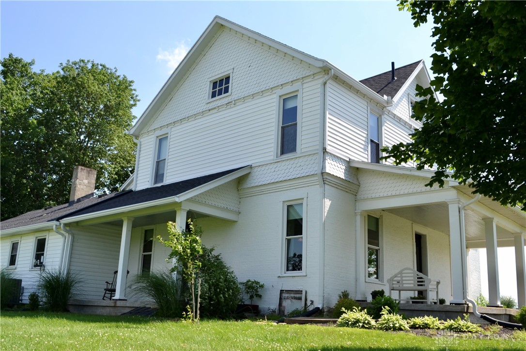 727 Clifton Road Xenia, OH 45385 - Photo 44 of 49 Covered Front and East Side Porches