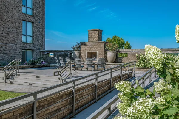 $2,800 | 200 Manufacturers Road, Unit 344, Chattanooga, TN 37405