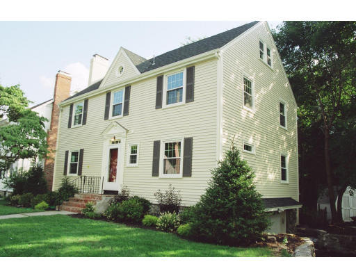40 Miller Road, Unit 1 Newton, MA 02459 - Photo 18 of 20