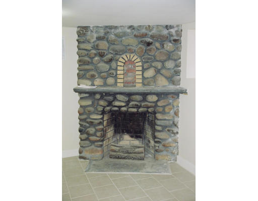 40 Miller Road, Unit 1 Newton, MA 02459 - Photo 10 of 20