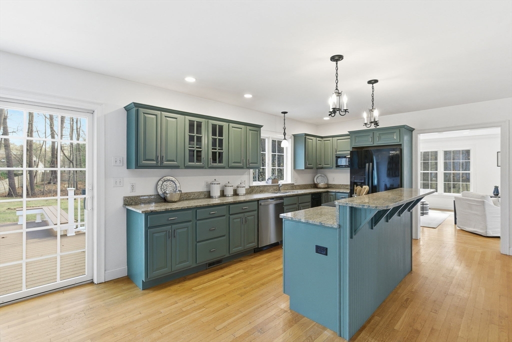 161 Tenney Street Georgetown, MA 01833 - Photo 11 of 41