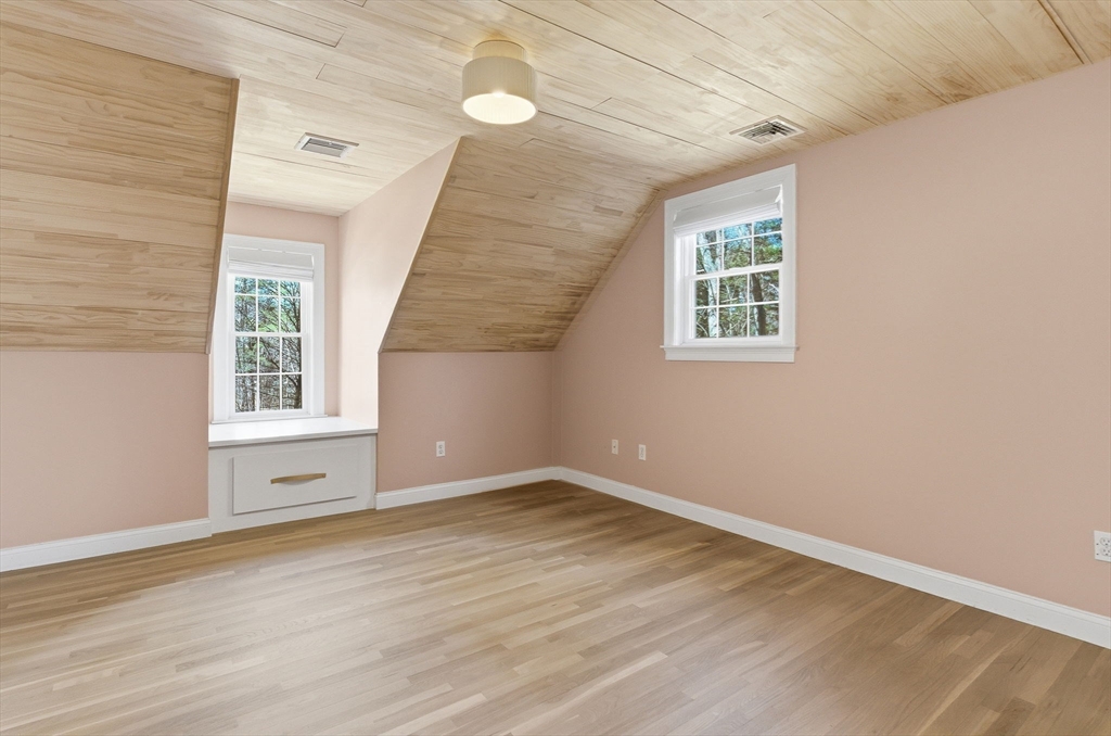 161 Tenney Street Georgetown, MA 01833 - Photo 30 of 41