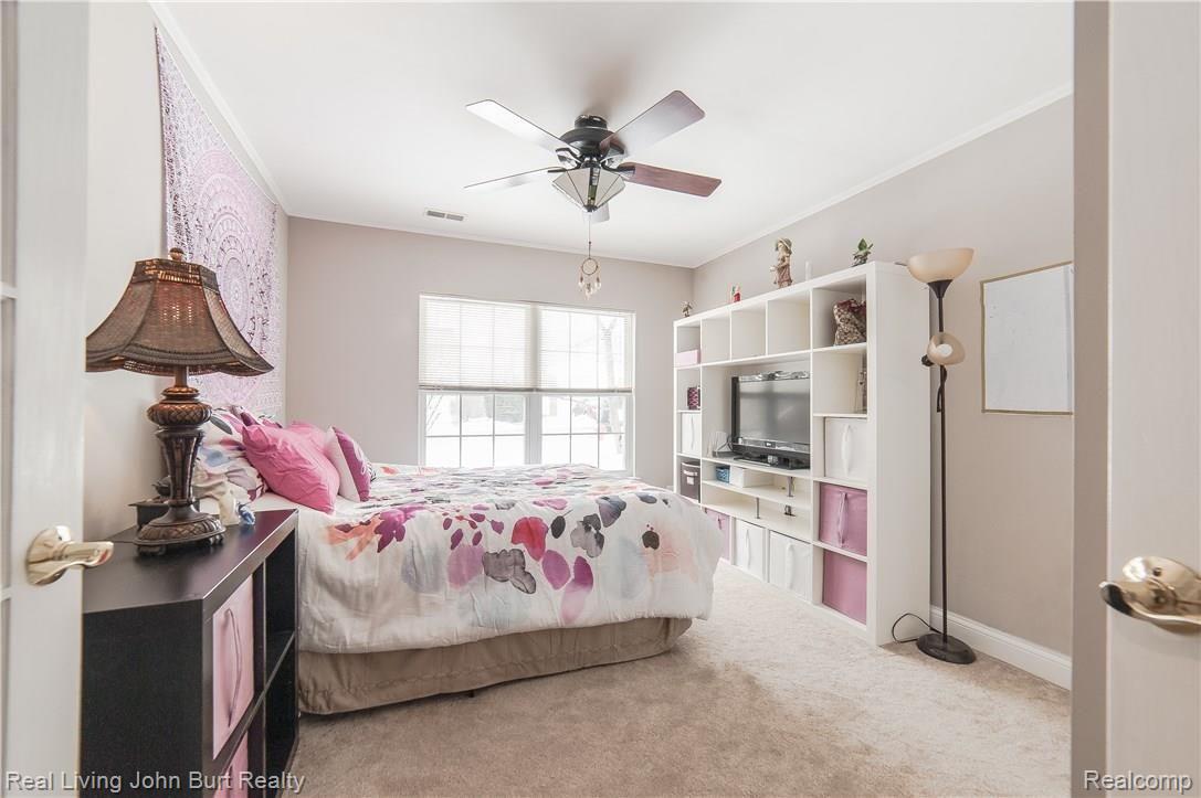 94 Eagle Ridge Road Lake Orion, MI 48360 - Photo 22 of 31 BEDROOM 4