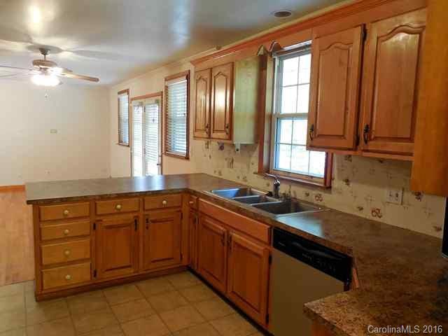 859 Saddle Ridge Road Fort Mill, SC 29708 - Photo 10 of 24 Gallery Image 10