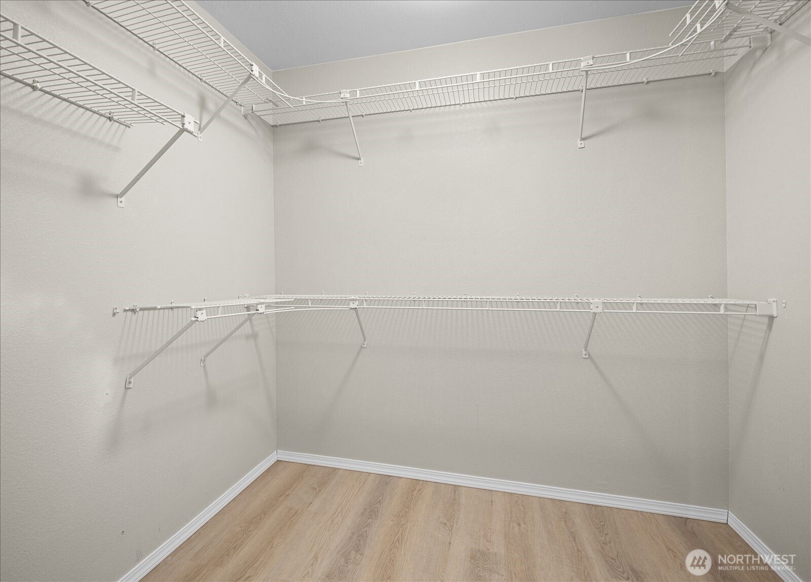 7250 Northeast Old Redmond Road, Unit F124 Redmond, WA 98052 - Photo 18 of 40