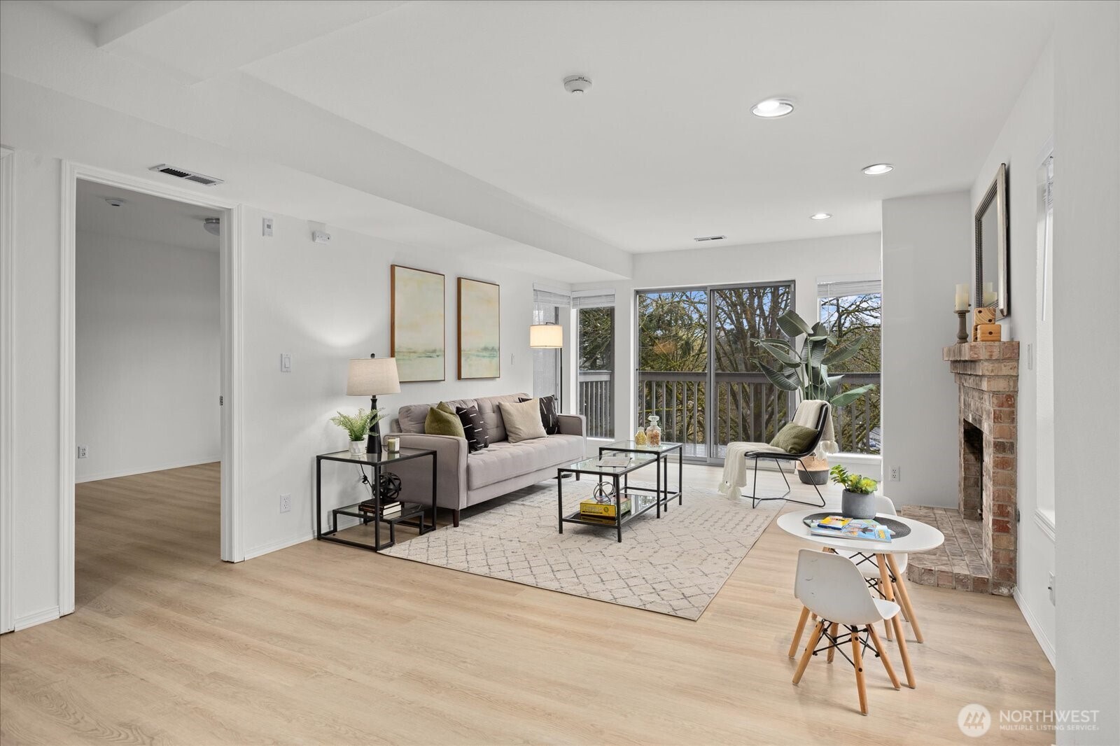 7250 Northeast Old Redmond Road, Unit F124 Redmond, WA 98052 - Photo 26 of 40