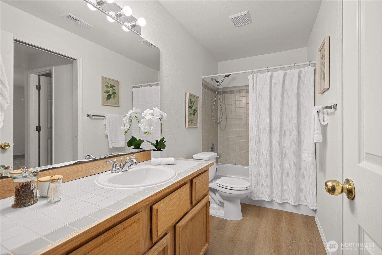 7250 Northeast Old Redmond Road, Unit F124 Redmond, WA 98052 - Photo 30 of 40